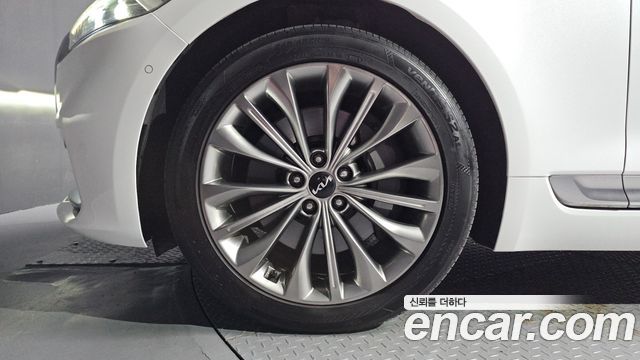 Kia K9 из Кореи Encar