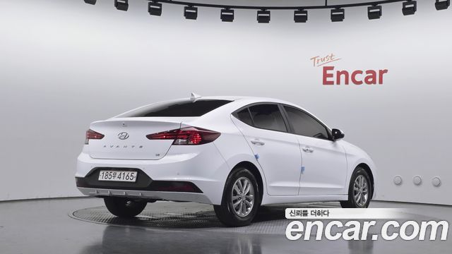 Hyundai AVANTE из Кореи Encar