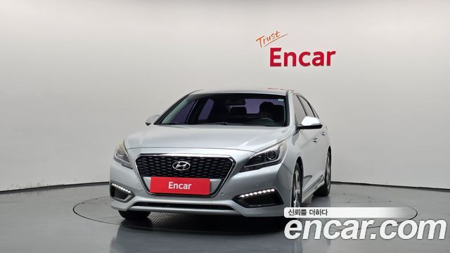 Hyundai Sonata 2.0 HEV Premium — пробег 157 347 км — фото 3 из 5