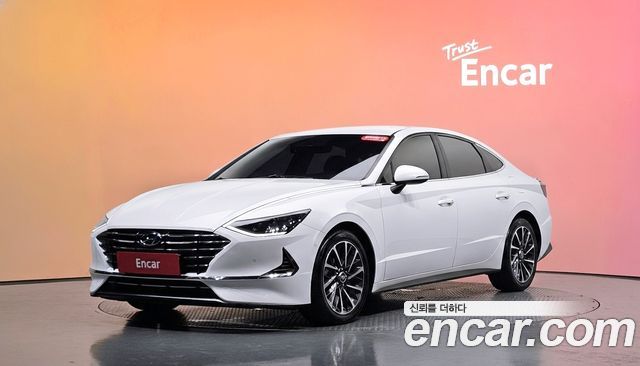 Hyundai Sonata 2.0 Premium Family — пробег 121 864 км — фото 1 из 5