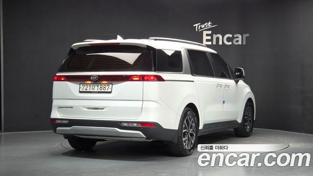 Kia Carnival из Кореи Encar