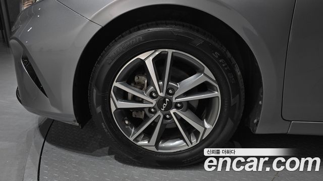 Kia K3 из Кореи Encar