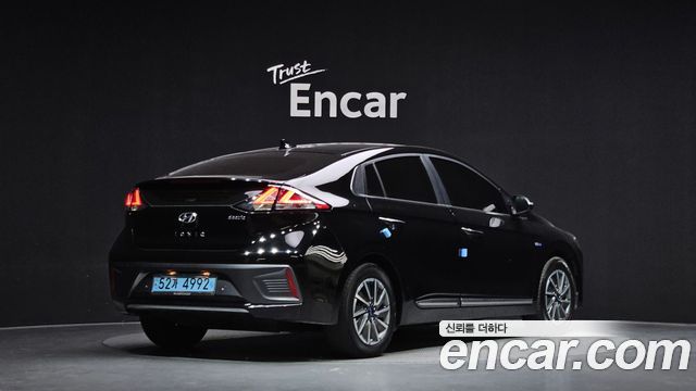 Hyundai Ioniq из Кореи Encar