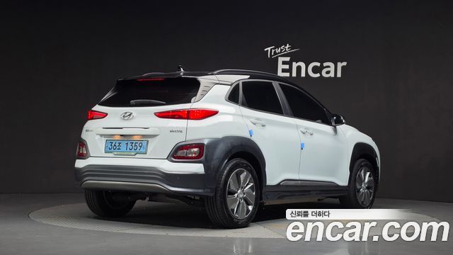 Hyundai Kona Premium — пробег 178 220 км — фото 2 из 5