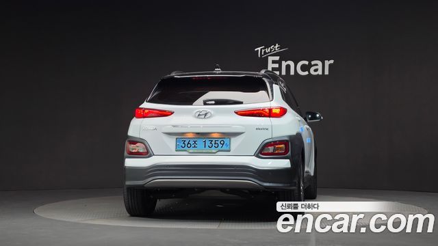 Hyundai Kona Premium — пробег 178 220 км — фото 4 из 5