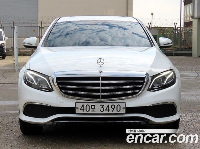Mercedes-Benz E-Class E220d 4MATIC Exclusive — пробег 35 746 км — фото 1 из 5