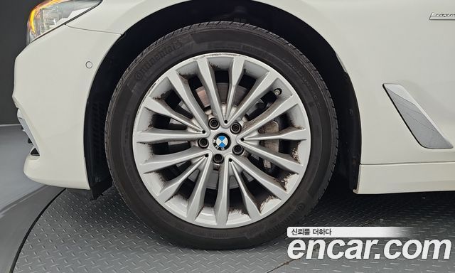 BMW 5-Series 530i Luxury Plus — пробег 78 183 км — фото 5 из 5