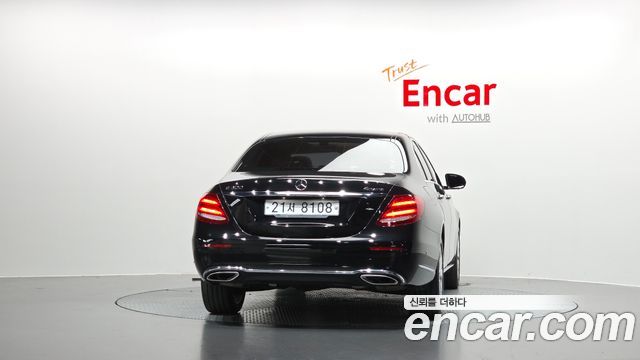 Mercedes-Benz E-Class из Кореи Encar