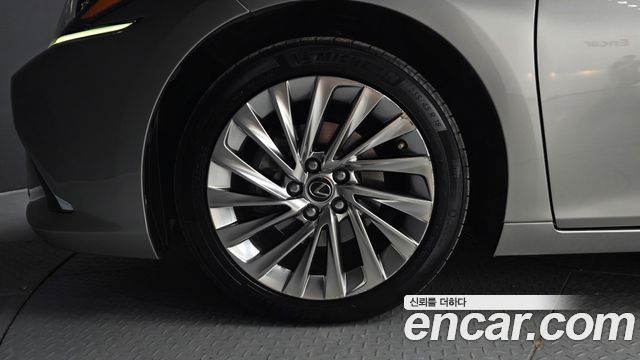 Lexus ES из Кореи Encar