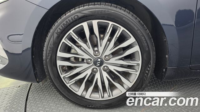 Kia K7 из Кореи Encar