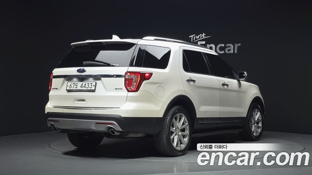 Ford Explorer 3.5 Limited 4WD 5th — пробег 76 304 км — фото 2 из 5