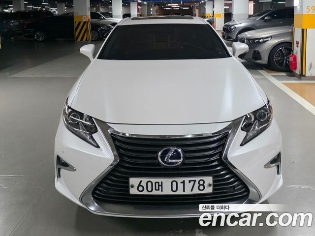 Lexus ES Supreme XV60 — пробег 139 943 км — фото 1 из 5