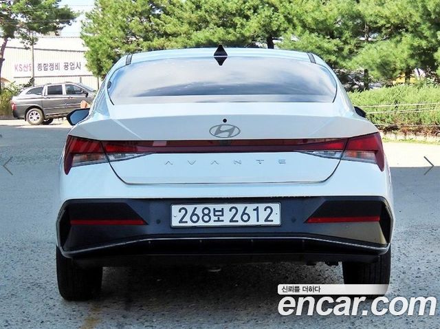 Hyundai AVANTE из Кореи Encar