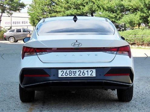Hyundai AVANTE 1.6 Modern — пробег 16 678 км — фото 4 из 5