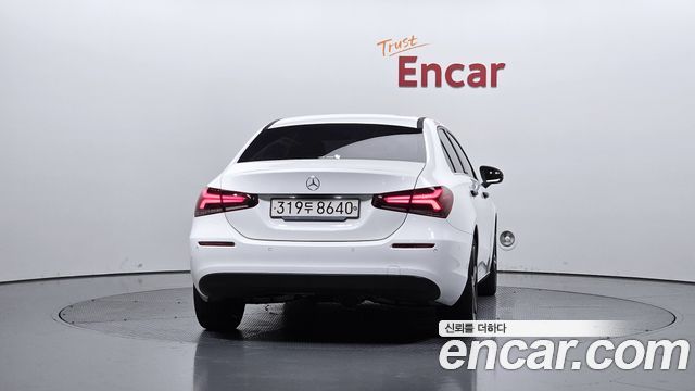 Mercedes-Benz A-Class A250 4MATIC Sedan — пробег 65 608 км — фото 4 из 5