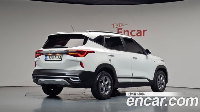 Kia Seltos из Кореи Encar