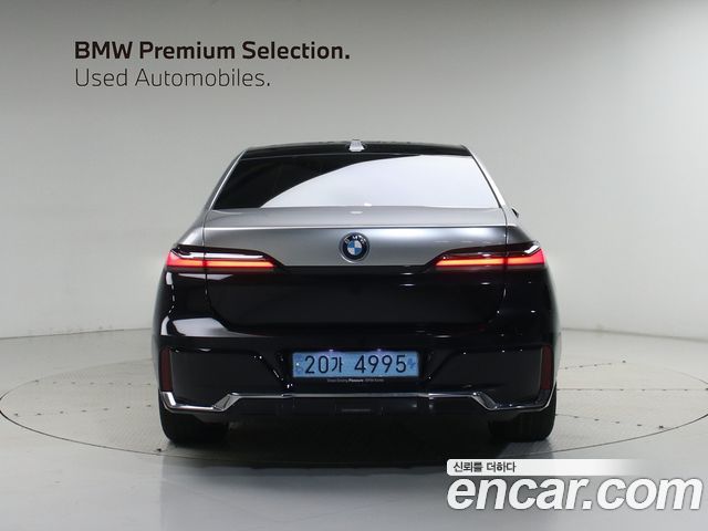 BMW i7 eDrive 50 M Sport — пробег 34 307 км — фото 4 из 5