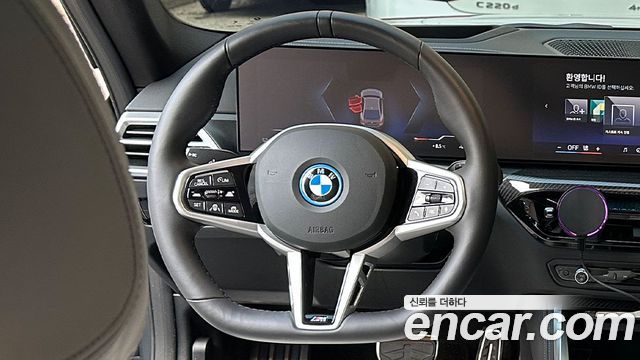 BMW i4 eDrive40 M Sports Pro — пробег 24 069 км — фото 3 из 5