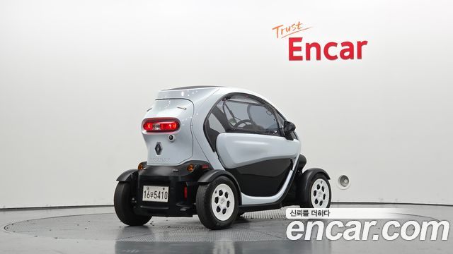 Renault (Samsung) Twizy Cargo(1-seater+Trunk) — пробег 35 726 км — фото 2 из 5