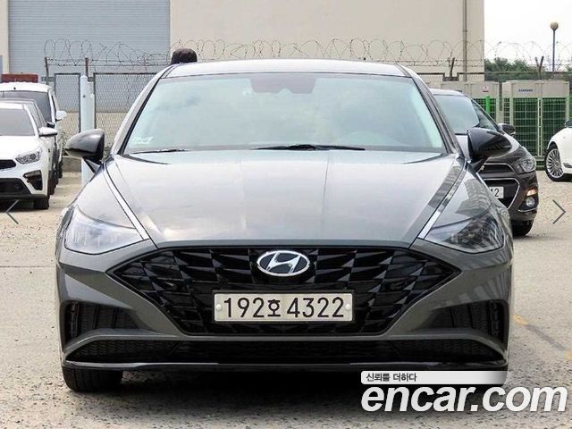 Hyundai Sonata 2.0 Premium Plus — пробег 16 459 км — фото 1 из 5