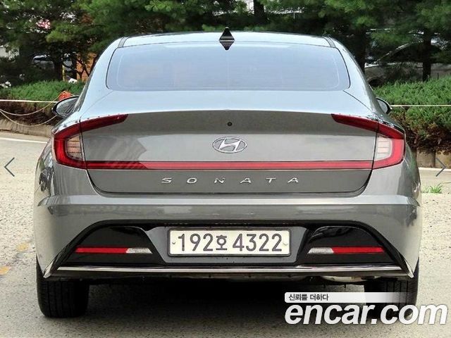 Hyundai Sonata 2.0 Premium Plus — пробег 16 459 км — фото 4 из 5