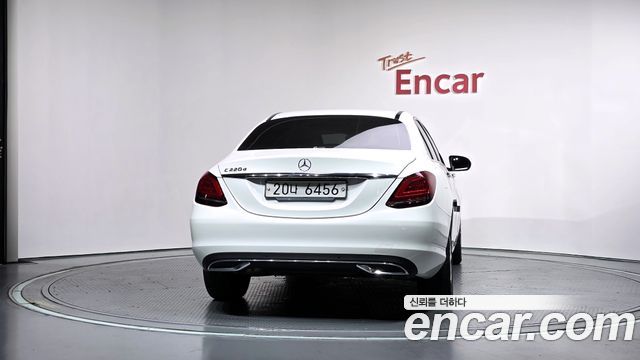 Mercedes-Benz C-Class из Кореи Encar