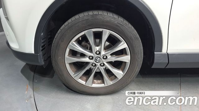 Toyota RAV4 из Кореи Encar