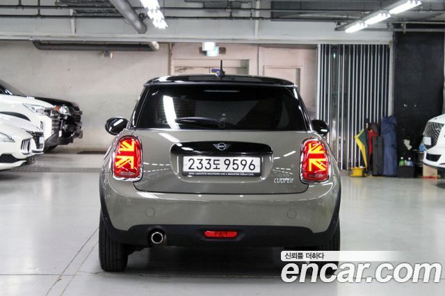 Mini Cooper из Кореи Encar