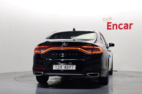 Hyundai Grandeur Premium — пробег 90 375 км — фото 4 из 5