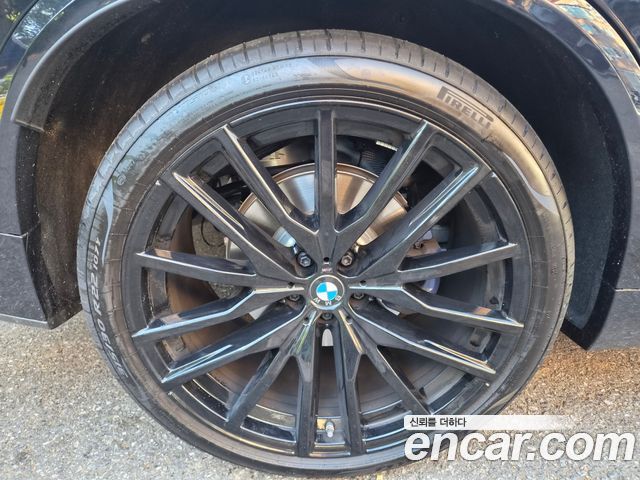 BMW X5 xDrive 40i M Sport Pro Special Edition — пробег 4 275 км — фото 5 из 5