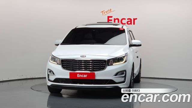 Kia Carnival из Кореи Encar
