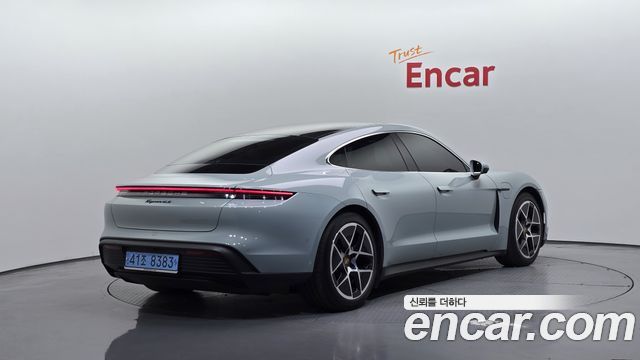 Porsche Taycan из Кореи Encar