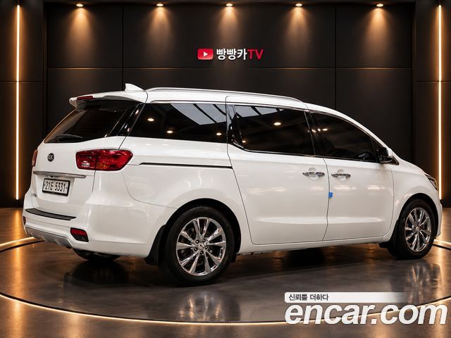 Kia Carnival из Кореи Encar