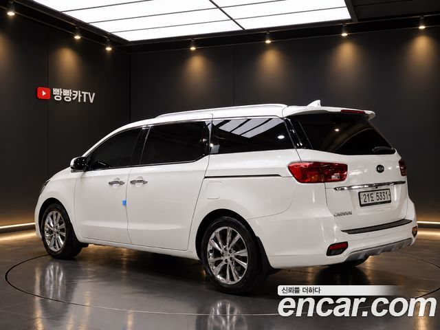 Kia Carnival из Кореи Encar
