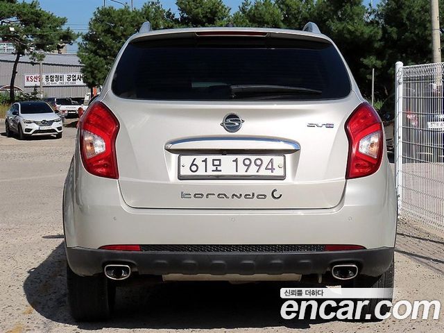 Ssangyong KORANDO 2.0 CVT 4WD Deluxe — пробег 135 768 км — фото 4 из 5