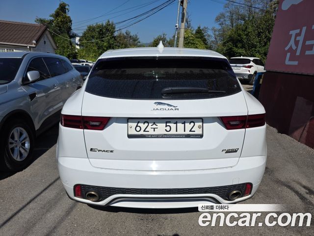 Jaguar E-PACE R250 R-Dynamic SE — пробег 131 125 км — фото 5 из 5