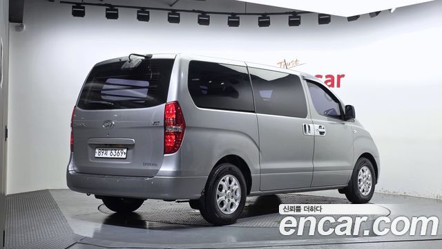 Hyundai Starex 3-Seater VAN CVX Luxury — пробег 276 548 км — фото 2 из 5