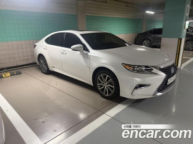 Lexus ES Supreme XV60 — пробег 184 122 км — фото 4 из 5