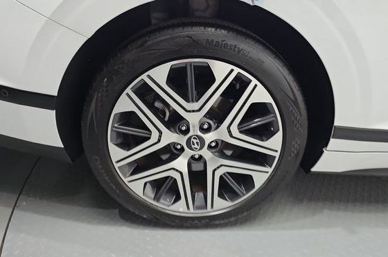 Hyundai Grandeur 2,5 Gasoline 2WD Exclusive — пробег 27 961 км — фото 5 из 5