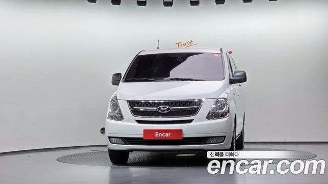 Hyundai Starex 3-Seater VAN CVX Luxury — пробег 286 039 км — фото 3 из 5