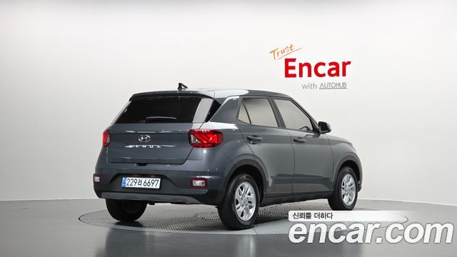 Hyundai Venue из Кореи Encar