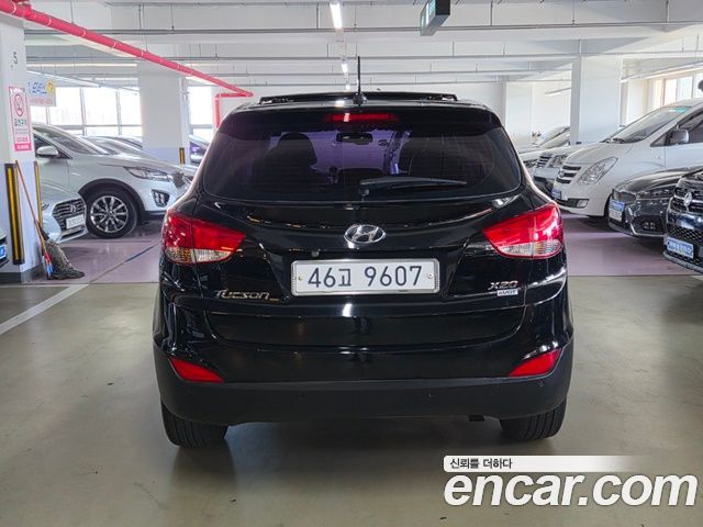Hyundai Tucson Diesel 2WD X20 Smart — пробег 159 800 км — фото 5 из 5