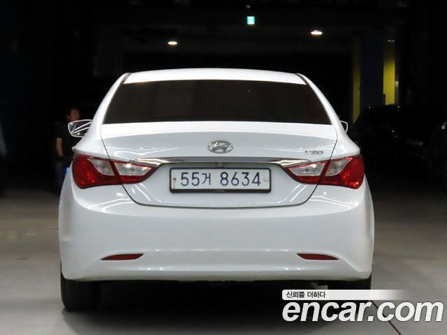 Hyundai Sonata LPi Deluxe — пробег 137 998 км — фото 4 из 5
