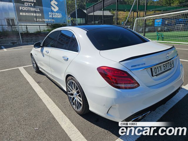 Mercedes-Benz C-Class C63 AMG — пробег 63 800 км — фото 4 из 5