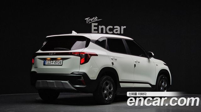 Kia Seltos из Кореи Encar