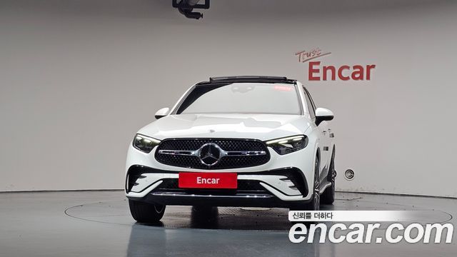 Mercedes-Benz GLC-Class GLC300 4MATIC Coupe — пробег 28 457 км — фото 3 из 5