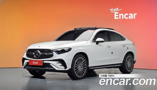 Mercedes-Benz GLC-Class GLC300 4MATIC Coupe — пробег 28 457 км — фото 1 из 5
