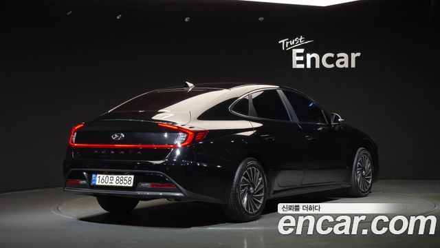 Hyundai Sonata Premium Plus — пробег 80 832 км — фото 2 из 5