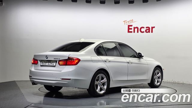 BMW 3-Series 320d — пробег 99 250 км — фото 2 из 5