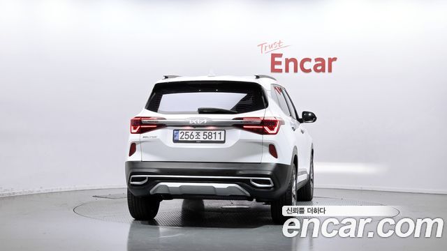 Kia Seltos из Кореи Encar